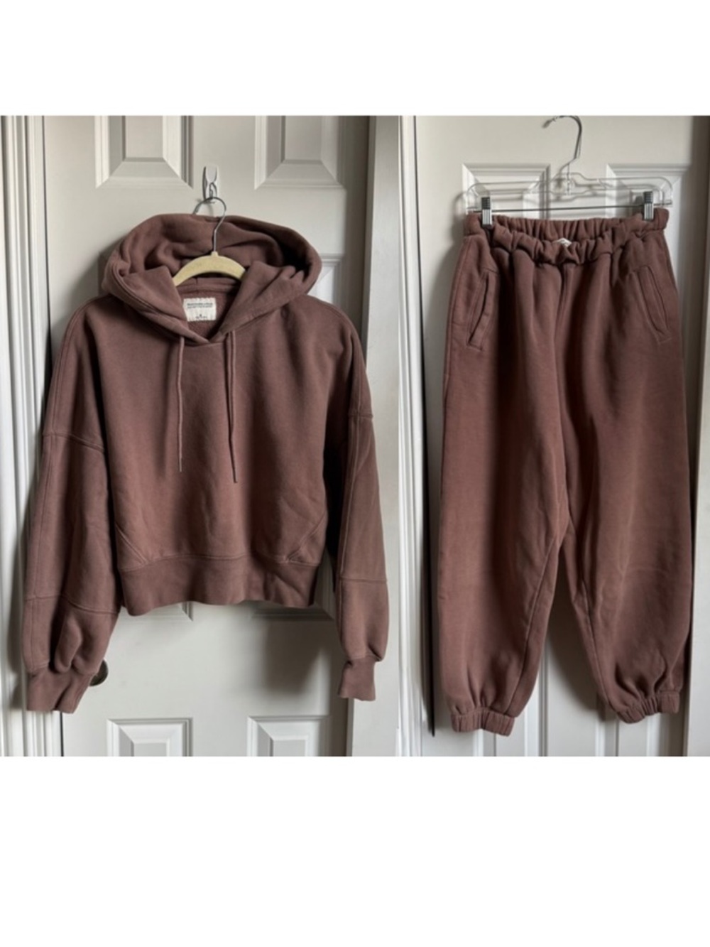 Abercrombie & Fitch Cozy Two-Piece Hoodie AND Jogger Set- Mauve (sold together)